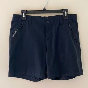 Merrell Black shorts size 10